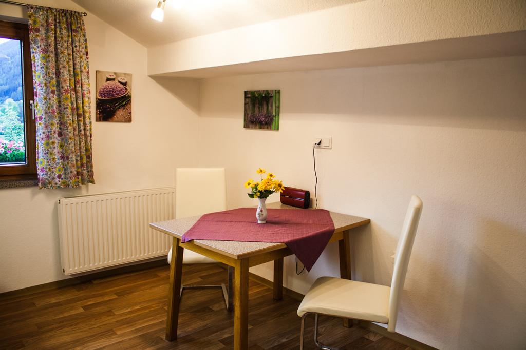 Haus Wendelin Διαμέρισμα Fulpmes Δωμάτιο φωτογραφία